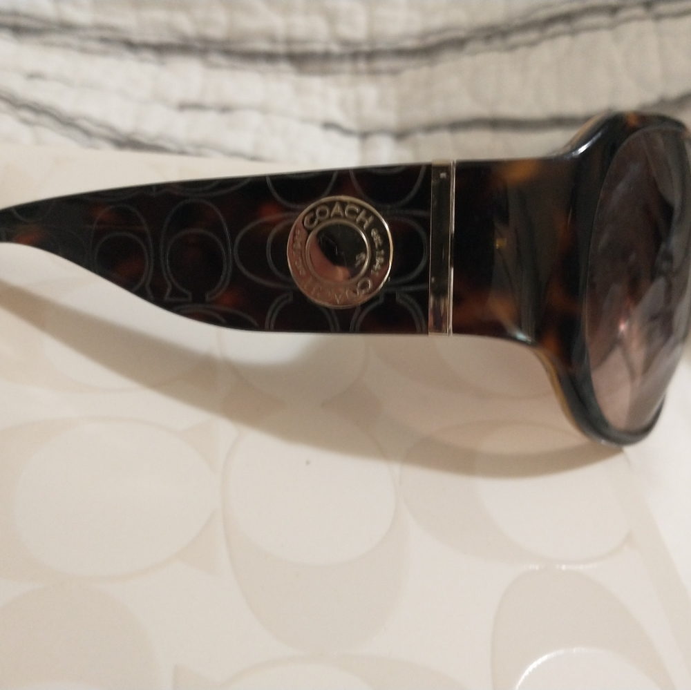 COACH SUNGLASSES